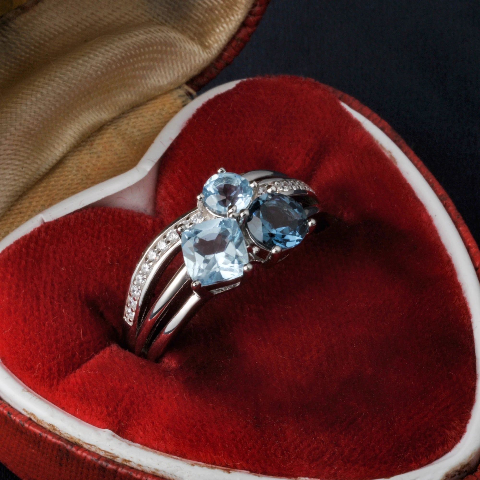 Anillo de Lujo Potiy Infinity con 3 Piedras de Topacio Azul Cielo de Londres, Genuino, Natural, Suizo, en Plata de Ley 925 para Mujer, Joyería Fina